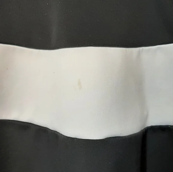 2 Hip Black/White Dress 7 - Picture 6 of 6